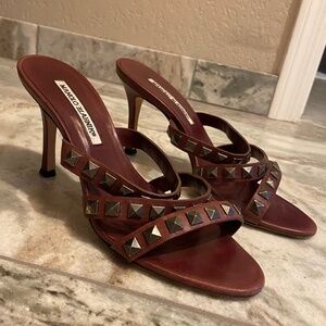 Manolo Blahnik Size 39 Studded Heels